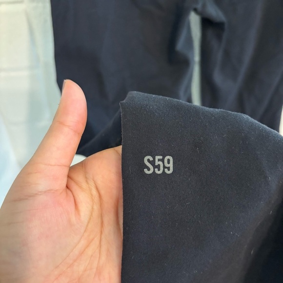 Splits59 black yoga pants - Picture 2 of 4